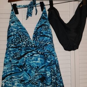 VENUS Blue and Black Tankini Set